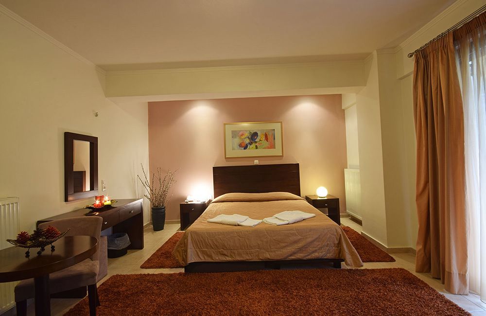 Ahilion Hotel Калаврита Экстерьер фото